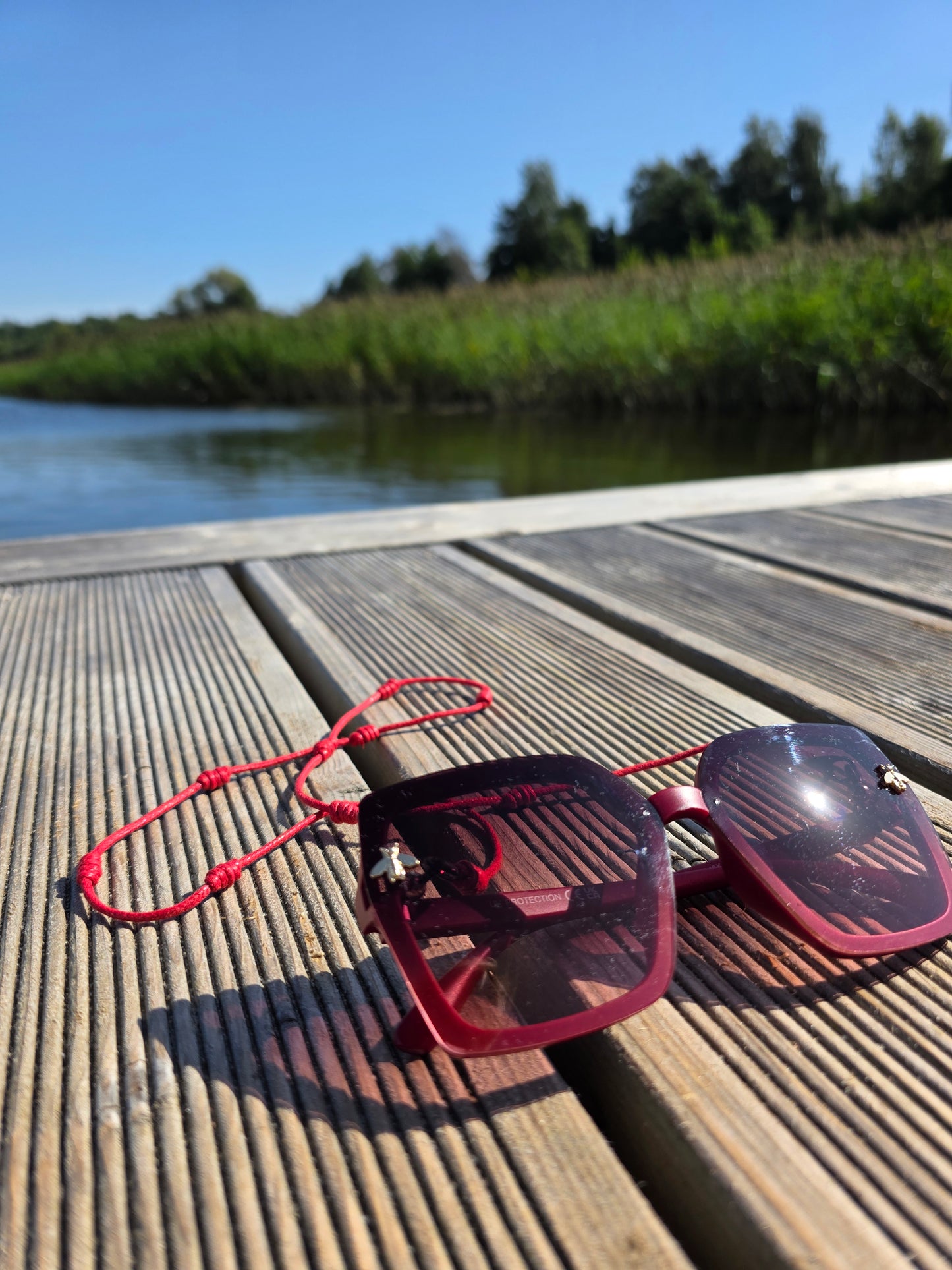 2-in-1 Eyewear & Earbuds Cord